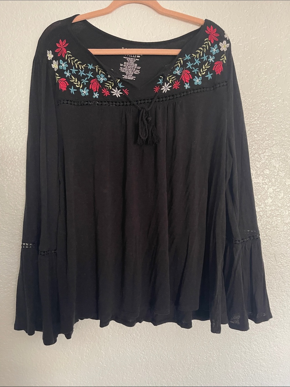 Time and Tru Black Embroidered V-Neck Tunic with Multicolor Floral Accents